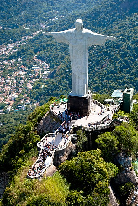 Cristo Redentor Pedestal